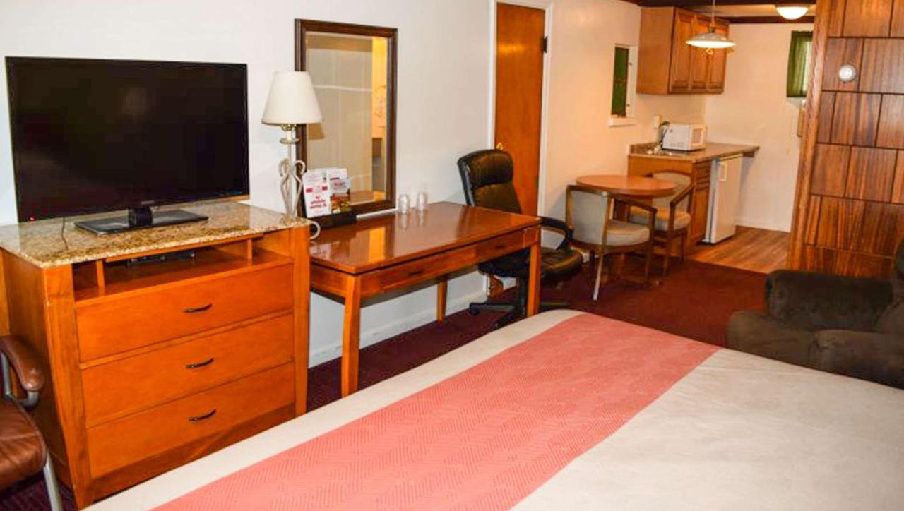 Relax Inn Bloomsburg Ngoại thất bức ảnh