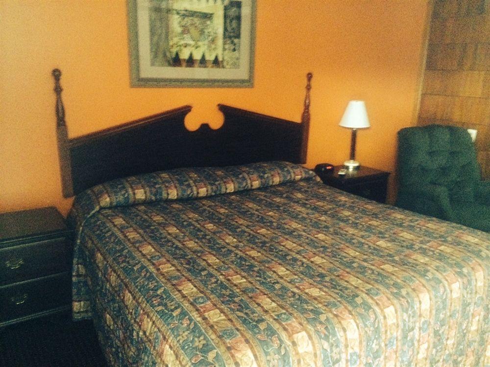 Relax Inn Bloomsburg Ngoại thất bức ảnh