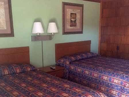 Relax Inn Bloomsburg Ngoại thất bức ảnh